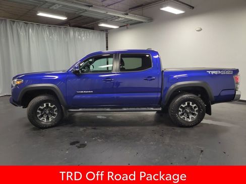 Used 2023 Toyota Tacoma TRD Off-Road image 5