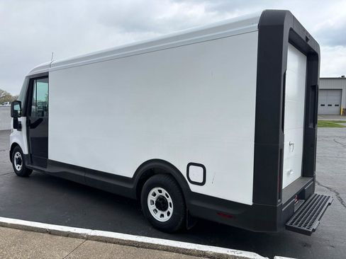 Used 2024 Chevrolet Brightdrop 600 w/ Battery Pack, Max Range AWD/4WD image 5