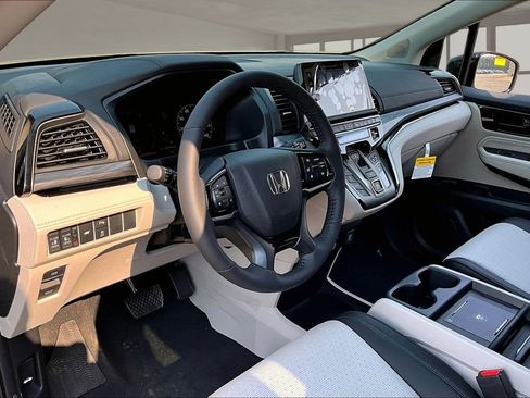 New 2026 Honda Odyssey Elite image 7