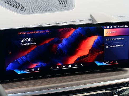 New 2026 BMW X5 xDrive50e image 28