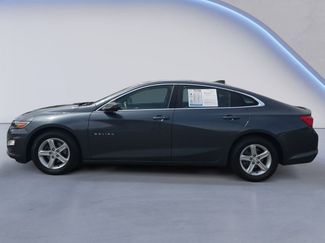 Used 2019 Chevrolet Malibu LS video 2