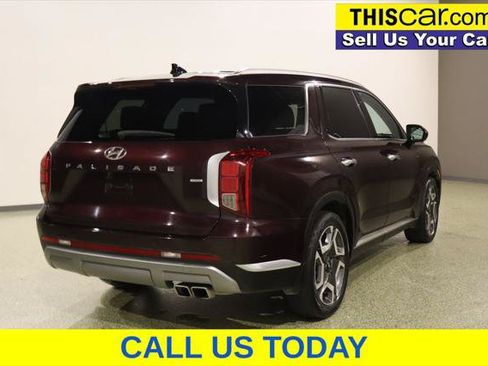 Used 2023 Hyundai Palisade Limited w/ Winter Package AWD/4WD image 8