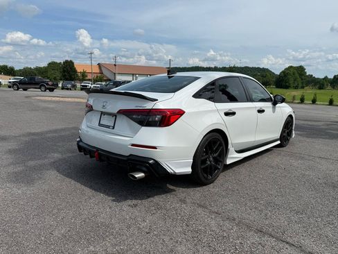 Used 2024 Honda Civic Sport image 4