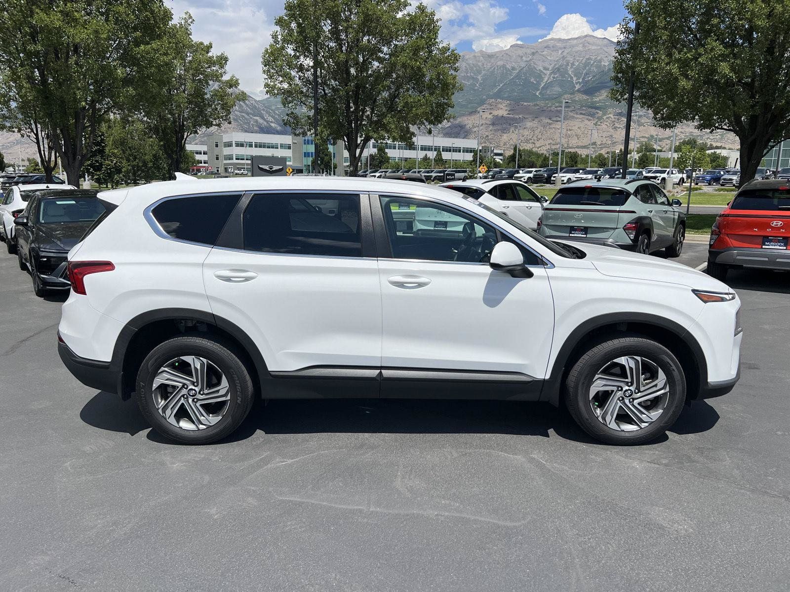Certified 2023 Hyundai Santa Fe SE w/ Cargo Package AWD/4WD image 15
