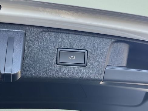 New 2026 Volkswagen Atlas SE image 26