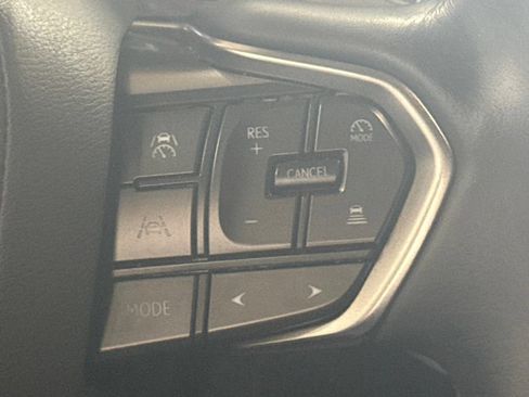 Used 2024 Lexus GX 550 w/ Cold Area Package AWD/4WD image 20