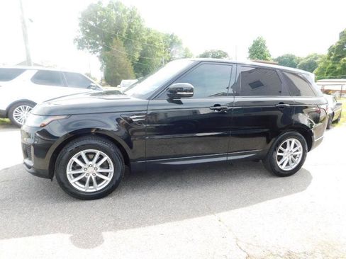 Used 2018 Land Rover Range Rover Sport SE AWD/4WD image 2