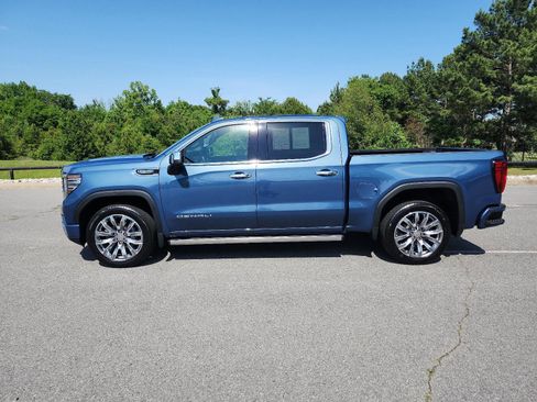 Certified 2025 GMC Sierra 1500 Denali w/ Denali Reserve Package AWD/4WD image 2