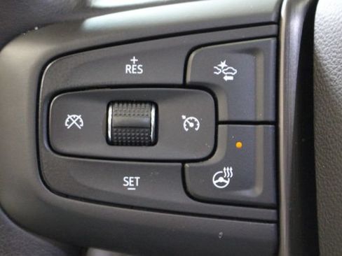 Used 2025 GMC Sierra 2500 AT4X AWD/4WD image 15