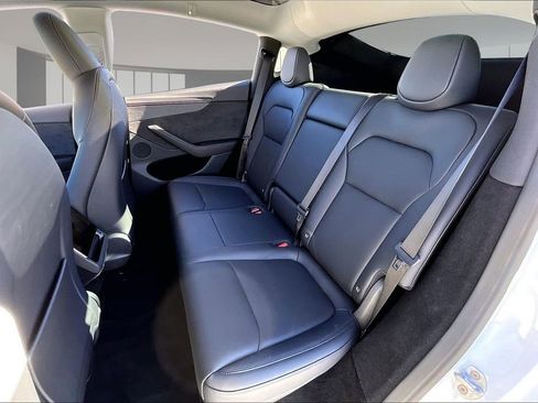 Used 2026 Tesla Model Y 2WD image 20