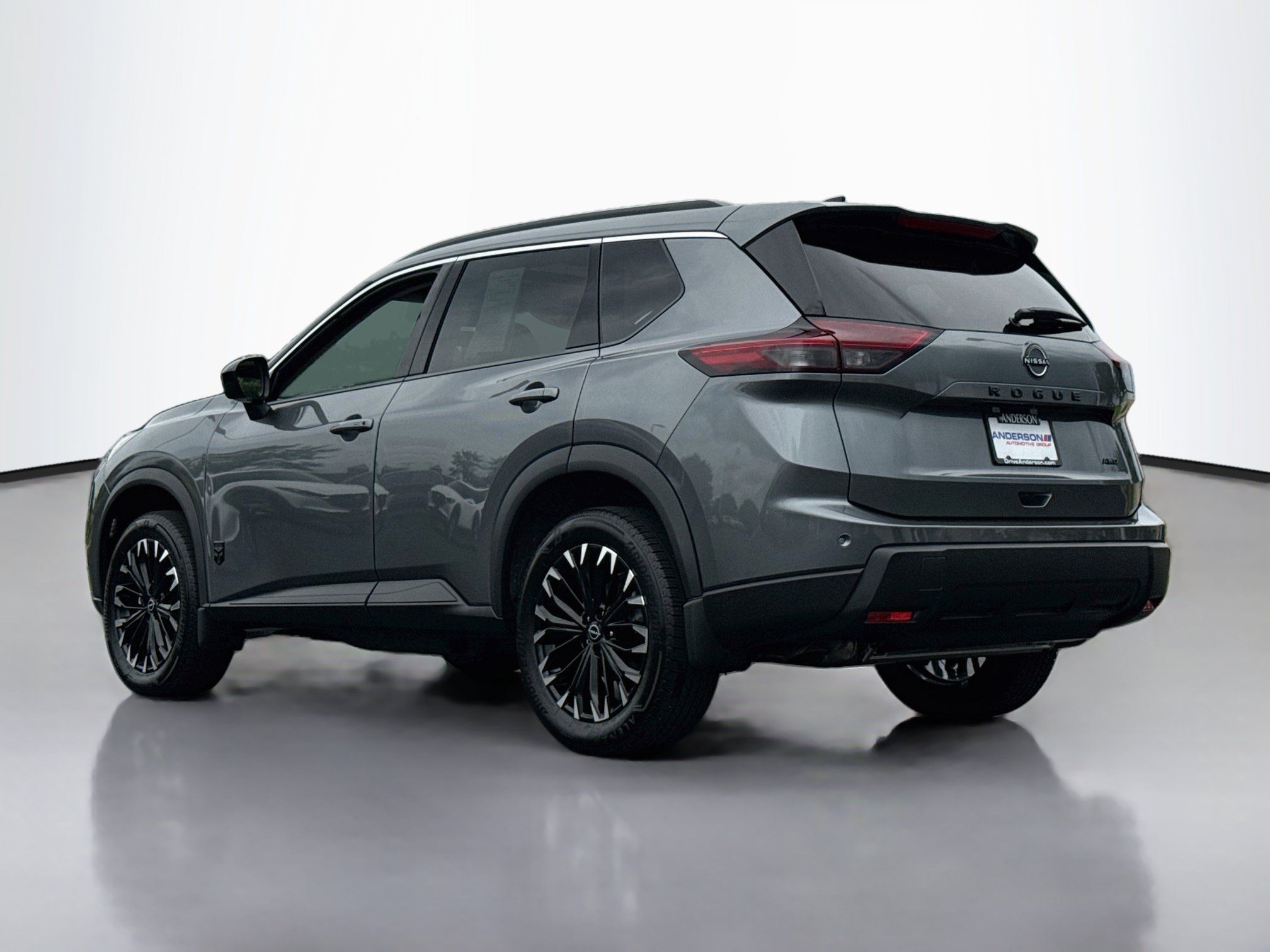 Used 2026 Nissan Rogue Dark Armor AWD/4WD image 5