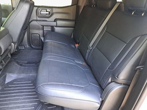 Certified 2021 Chevrolet Silverado 1500 Custom Trail Boss AWD/4WD image 11