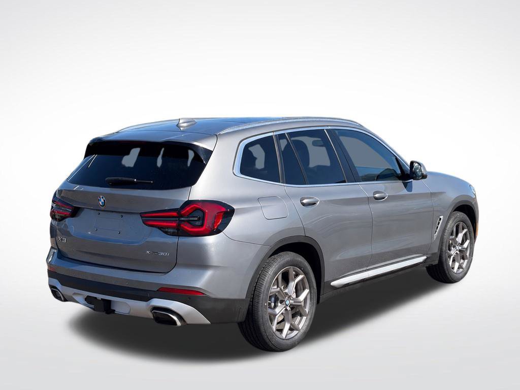 Used 2024 BMW X3 xDrive30i w/ Premium Package w/ZPA AWD/4WD image 5
