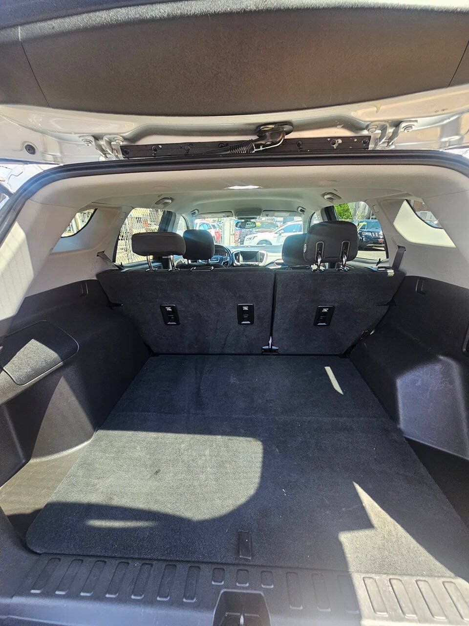 Used 2018 GMC Terrain SLE FWD image 5