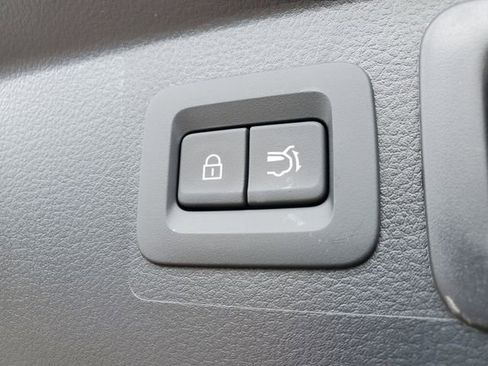 Used 2025 MAZDA CX-50 AWD 2.5 S w/ Cargo Package image 16