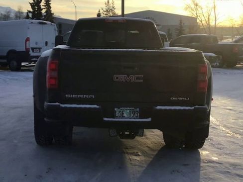 Used 2015 GMC Sierra 3500 Denali image 7