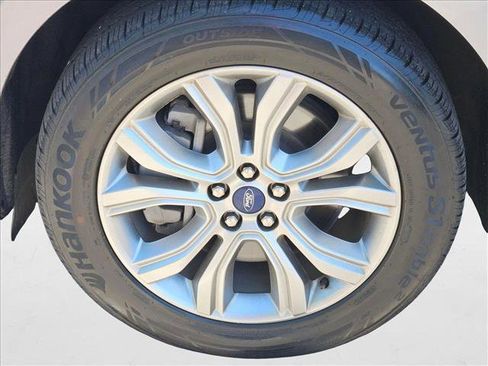 Used 2022 Ford Edge Titanium image 21