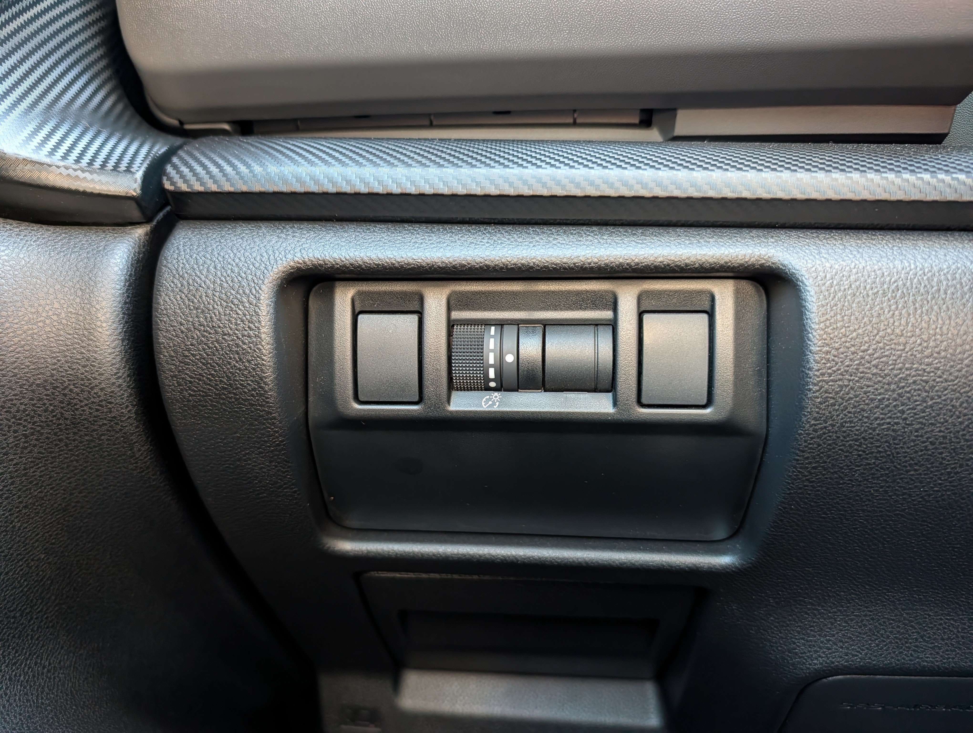 Certified 2025 Subaru Crosstrek 2.5i Premium AWD/4WD image 26