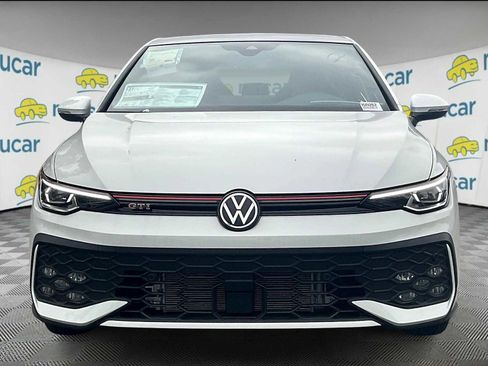 New 2025 Volkswagen GTI SE image 3