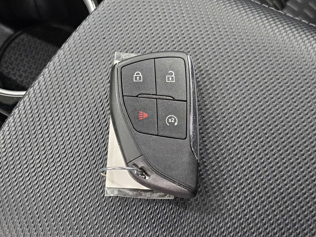 Used 2025 Chevrolet Equinox LT FWD image 31