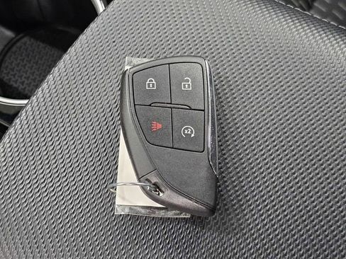 Used 2025 Chevrolet Equinox LT FWD image 31