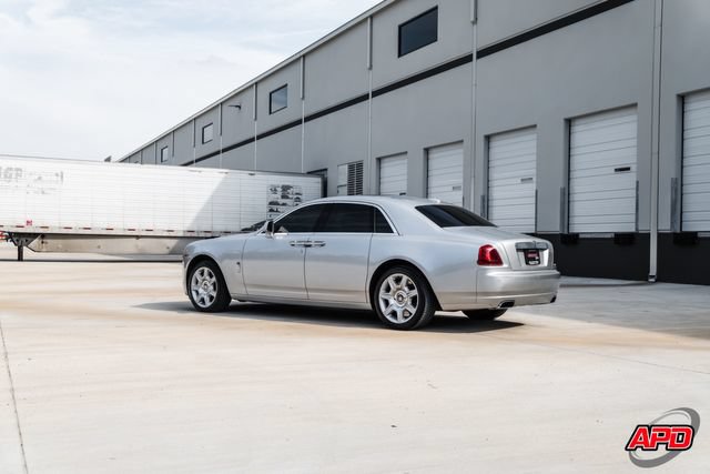 Used 2014 Rolls-Royce Ghost RWD image 48