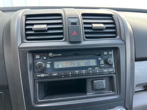 Used 2010 Honda CR-V LX image 19