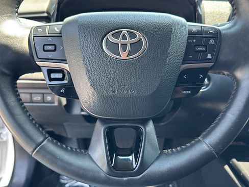 Used 2025 Toyota Camry LE w/ Convenience Package AWD/4WD image 32