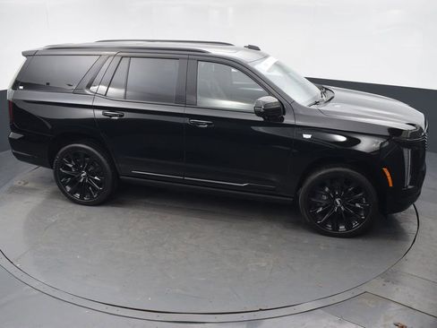 Certified 2026 Cadillac Escalade Platinum Sport w/ LPO, ONYX Package image 49