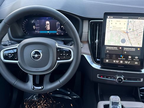 New 2026 Volvo XC90 B6 Plus image 12