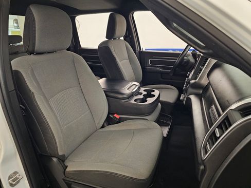 Used 2024 RAM 3500 Big Horn image 28