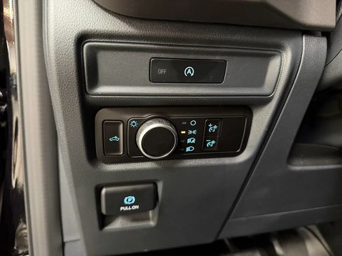 Used 2025 Ford F150 XL AWD/4WD image 16
