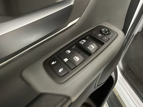 Used 2019 RAM 1500 Big Horn RWD image 13