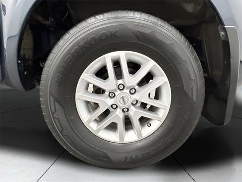 Used 2016 Nissan Frontier SV w/ SV Value Truck Package image 22