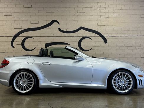 Used 2005 Mercedes-Benz SLK 55 AMG image 3