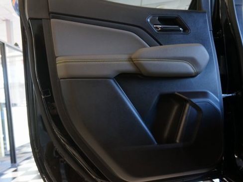 Used 2026 Chevrolet Colorado ZR2 w/ Technology Package image 41