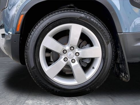 Used 2024 Land Rover Defender 110 S image 34