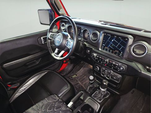 Used 2020 Jeep Wrangler Unlimited Sahara w/ Dual Top Group AWD/4WD image 48