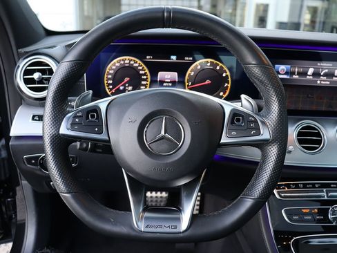Used 2018 Mercedes-Benz E 63 AMG S image 20