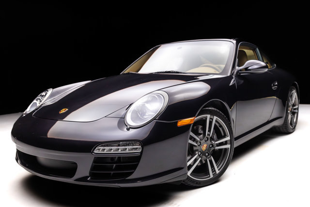 Used 2010 Porsche 911 Carrera RWD image 1