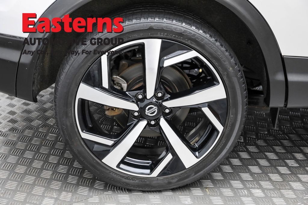 Used 2022 Nissan Rogue Sport SL w/ Premium Package AWD/4WD image 30