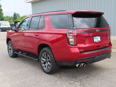 Used 2024 Chevrolet Tahoe Z71 w/ Z71 Off-Road Package AWD/4WD image 9