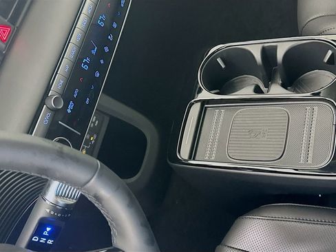 New 2026 Hyundai Ioniq 5 Limited image 15