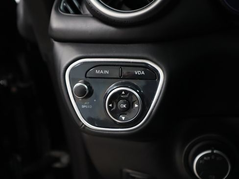 Used 2016 Ferrari California T RWD image 26