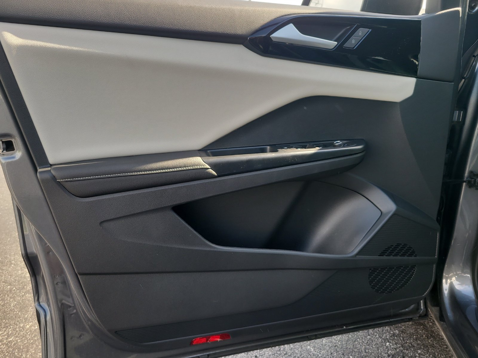 Certified 2026 Volkswagen Taos S FWD image 13