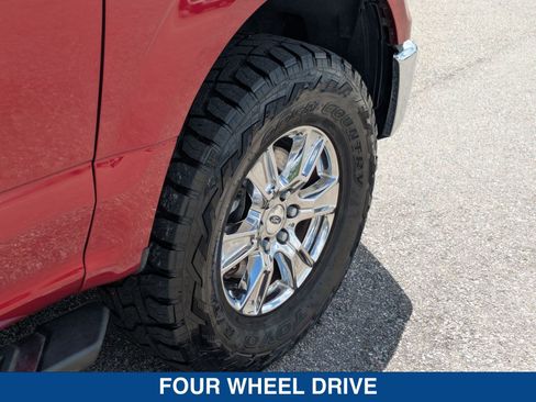 Used 2015 Ford F150 XLT w/ Equipment Group 302A Luxury AWD/4WD image 13