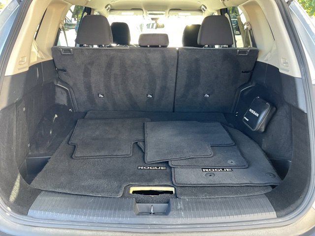 Used 2023 Nissan Rogue SV AWD/4WD image 10