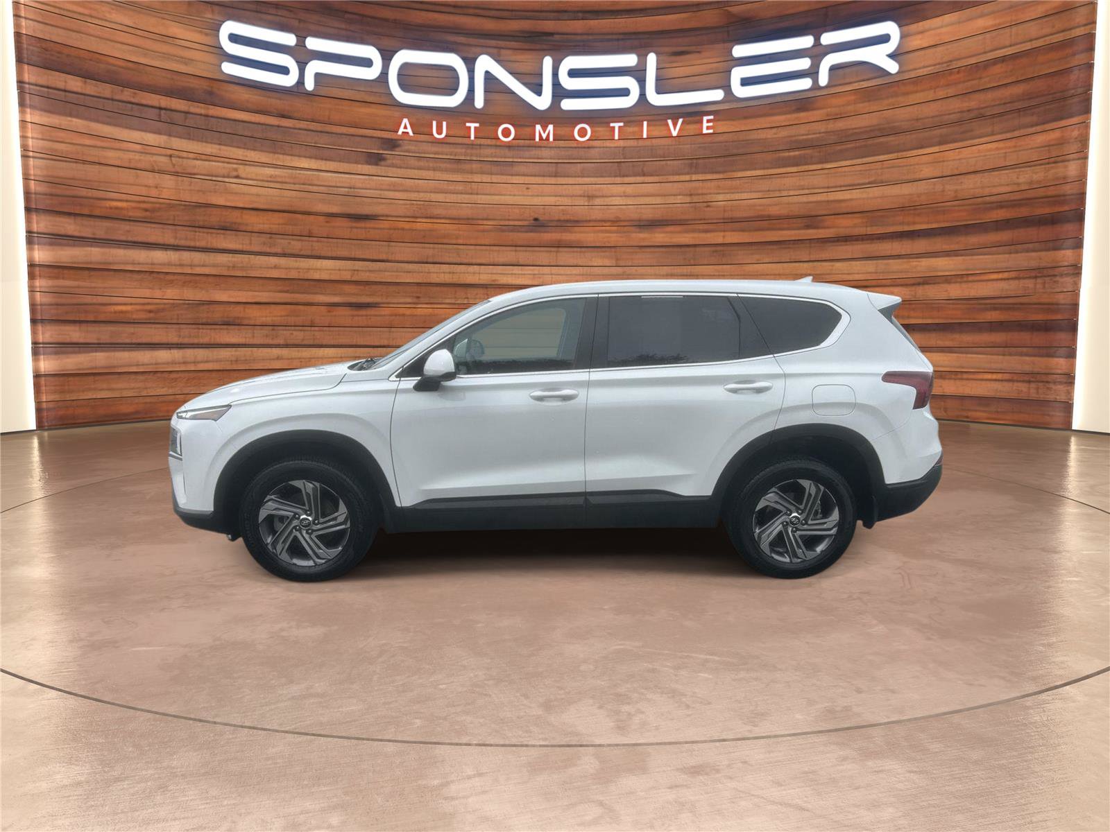 Used 2023 Hyundai Santa Fe SE AWD/4WD image 3