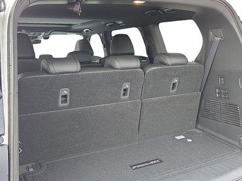 New 2025 Nissan Armada PRO-4X w/ Pro-4X Premium Package image 9