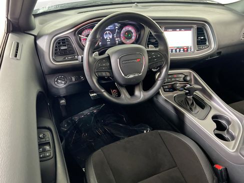 Used 2019 Dodge Challenger R/T w/ T/A Package image 24